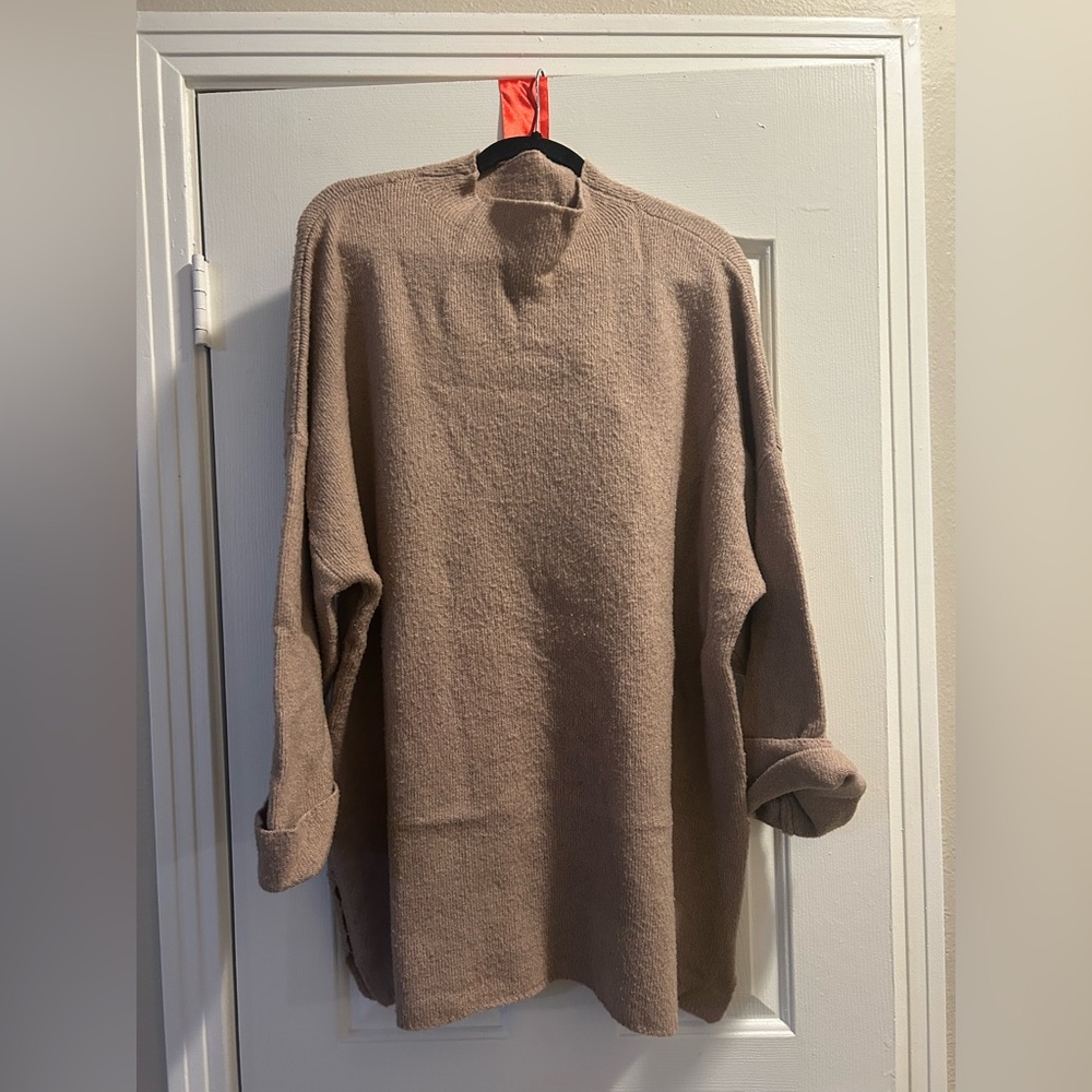 Urban outfitters Taupe/brown sweater size L